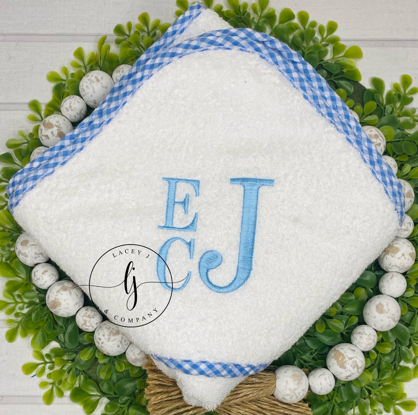 Monogrammed Hooded Bath Towel (Blue)